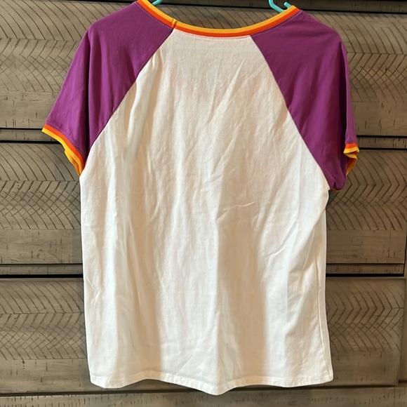 Disney Parks 1971 T-shirt - Picture 4 of 6